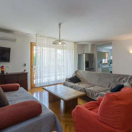 Διαμέρισμα Family-friendly With Swimming Pool Novigrad - 11242