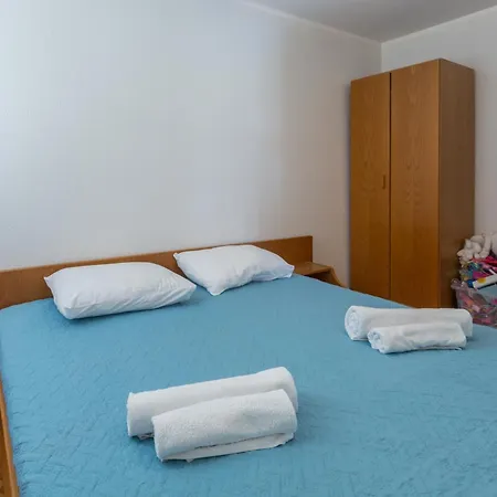 Family-friendly With Swimming Pool Novigrad - 11242 Διαμέρισμα Novigrad Istria