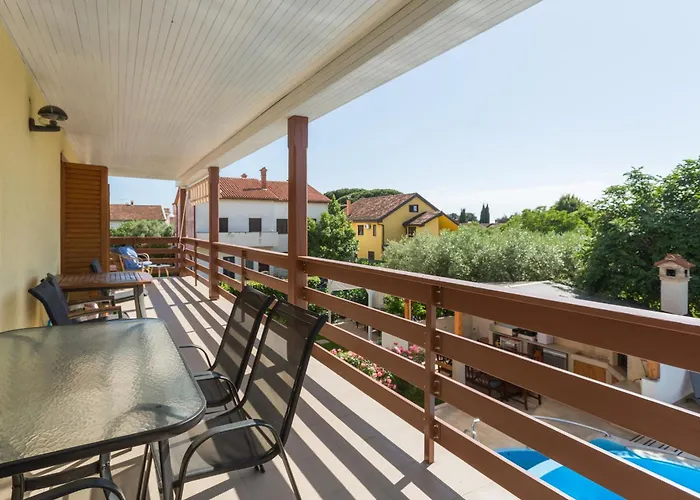 Apartman Family-friendly With Swimming Pool Novigrad - 11242